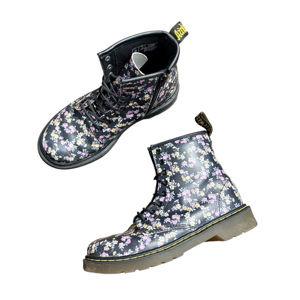 Dr. Martens Delaney Floral Combat Boots – Youth Size 2